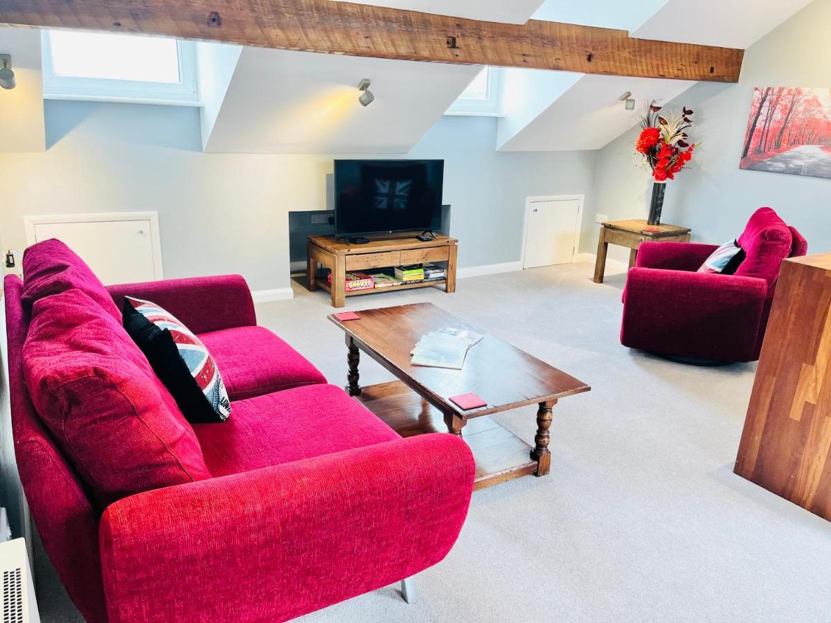 Burley Apartment Burley in Wharfedale エクステリア 写真
