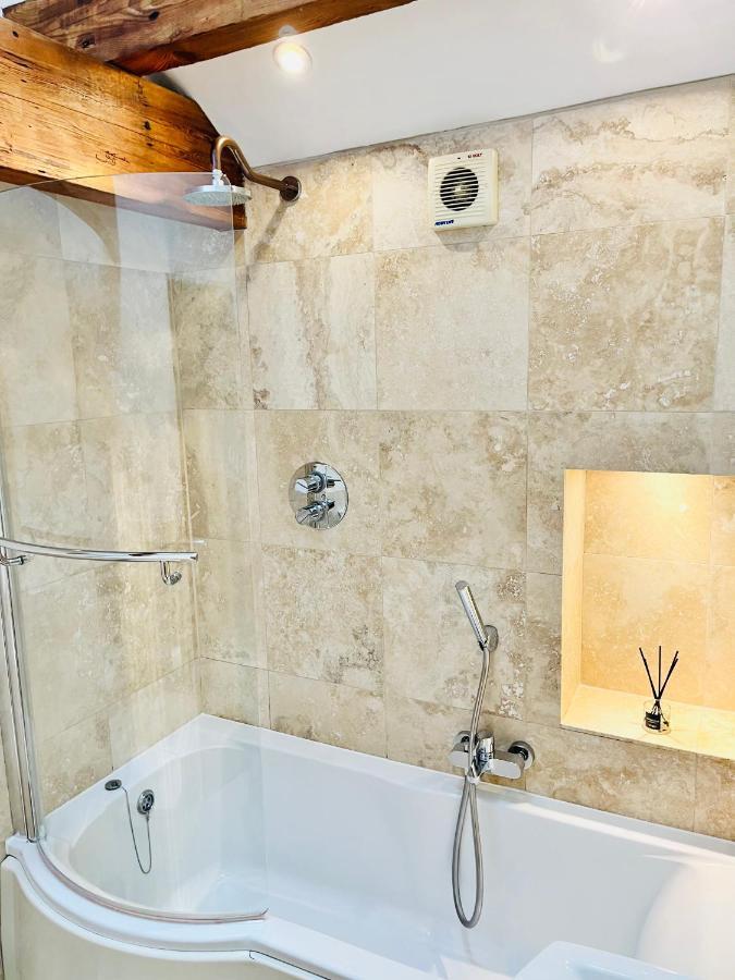 Burley Apartment Burley in Wharfedale エクステリア 写真